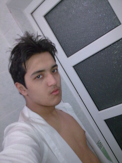  ,   SalaWhat, 35 ,   