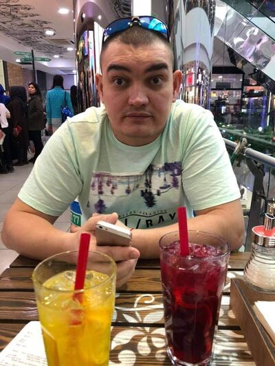  ,   Anton, 43 ,   ,   