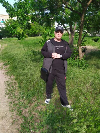  ,   Sergey, 42 ,   c 