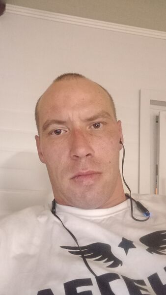  ,   Sergey, 37 ,   ,   