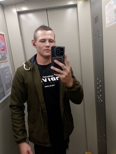  ,   Ivan, 19 ,   ,   