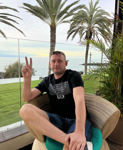  Alacant,   Aleksandr, 40 ,   ,   , c 