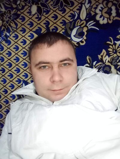  ,   Andrei, 33 ,   