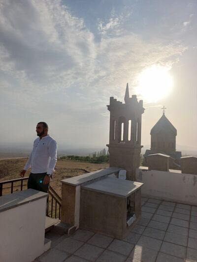 ,   Tigran, 36 ,   ,   