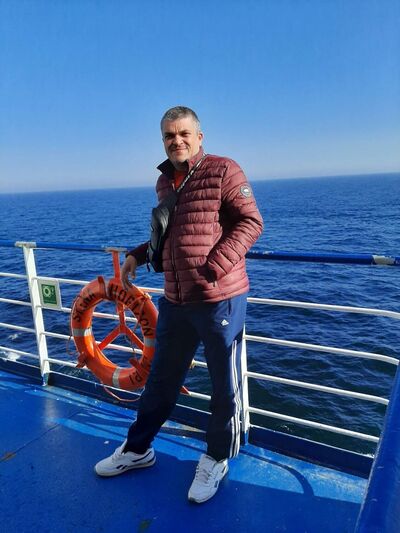  ,   Vladimir, 40 ,   ,   