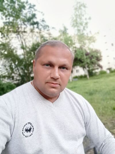  ,   Vlad, 49 ,   ,   , c , 