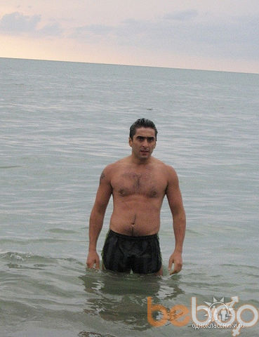  ,   Artur, 42 ,   