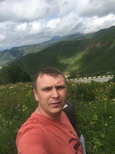  ,   Viktor, 41 ,   ,   , c 