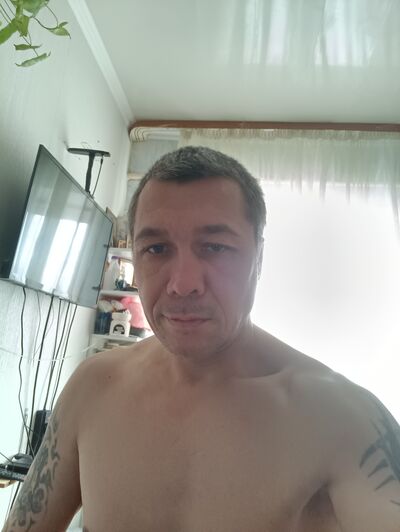  ,   Alekcei, 42 ,   ,   