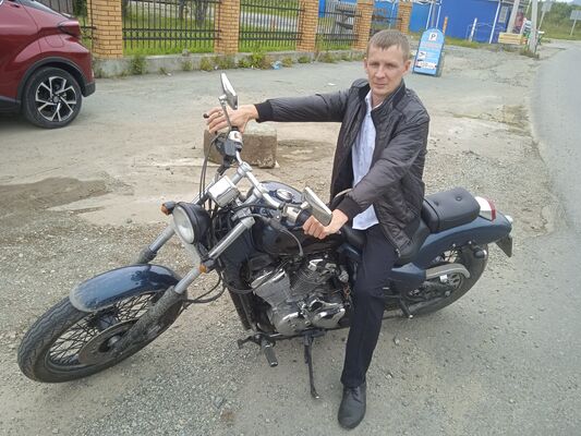  ,   Greg, 44 ,   ,   