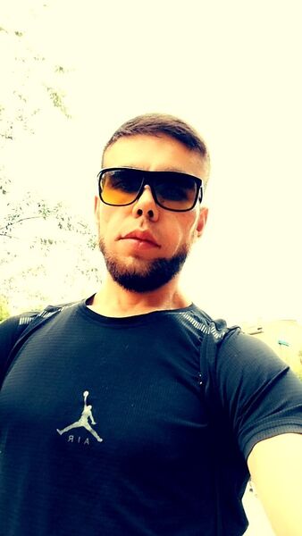  ,   Aziko, 33 ,   ,   