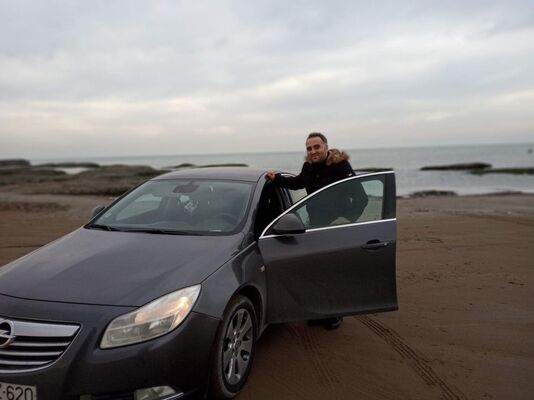  ,   ElnurAyxan, 41 ,     , c 