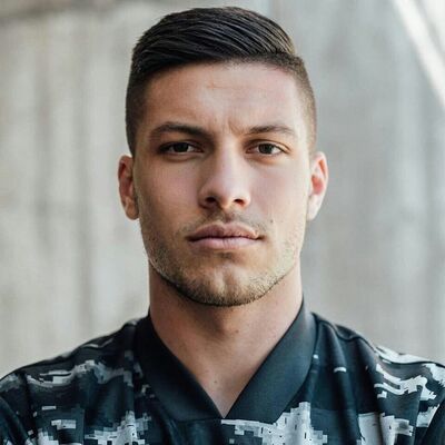  ,   Lexa, 30 ,     , c 