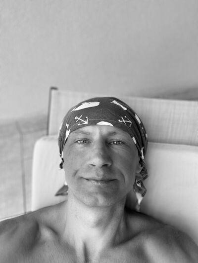  ,   Igor, 41 ,   ,   , c 