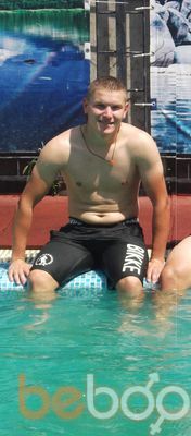  1903136  Igor, 34 ,    