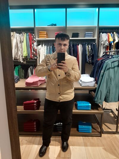  -,   Humoyun, 25 ,   ,   