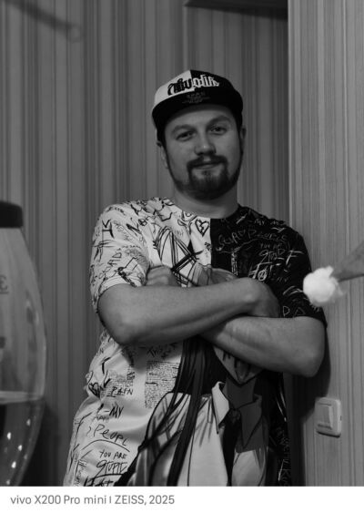  ,   ForeverYoung, 32 ,     , c , 