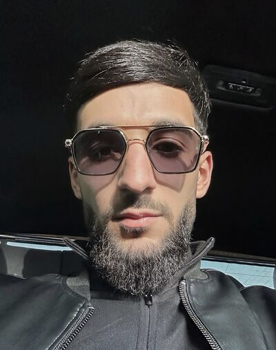  ,   Alex, 22 ,   ,   
