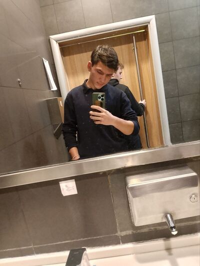  ,   Igor, 19 ,   ,   , c , 