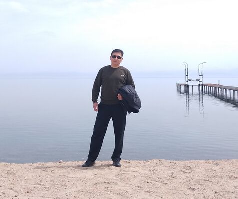  ,   Umar, 49 ,   c 