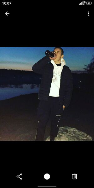  ,   Andriu, 21 ,   ,   