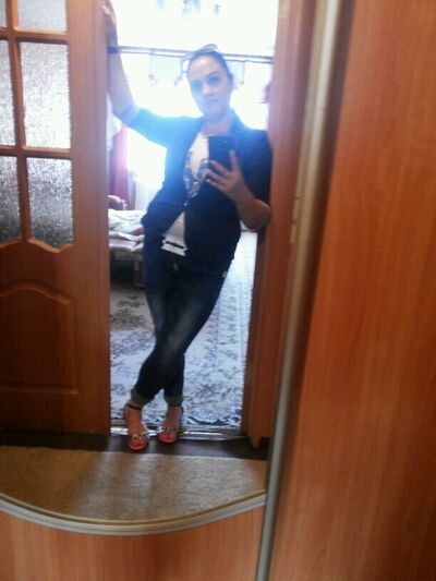  ,   Elena, 41 ,   ,   