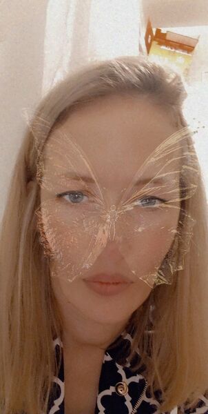  ,   Nika, 39 ,   