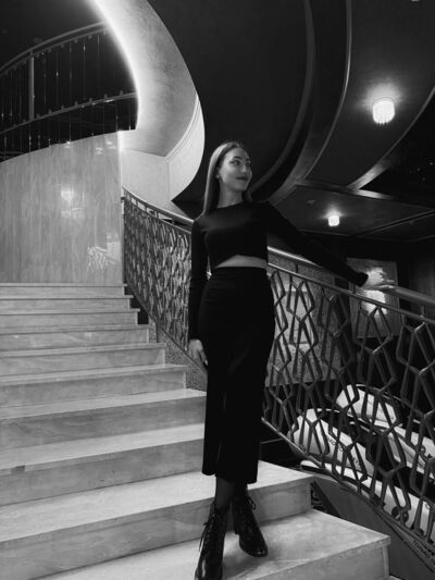  ,   Alexandra, 25 ,   c 