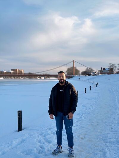  ,   Ahmed, 27 ,   ,   
