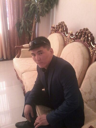  ,   Janik, 39 ,   ,   , c 