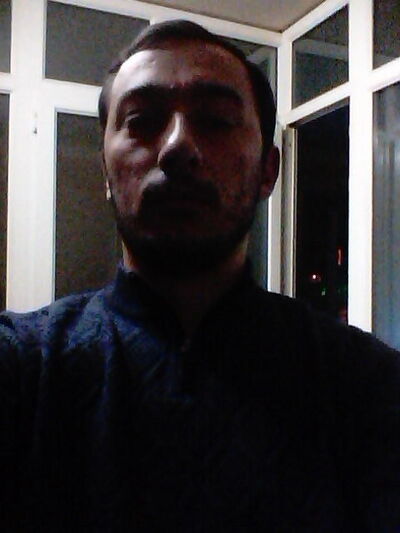  ,   Hakop, 39 ,   