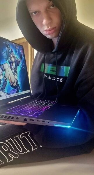  ,   , 28 ,   ,   