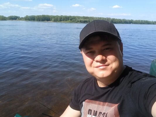  ,   Alexey, 37 ,   c 