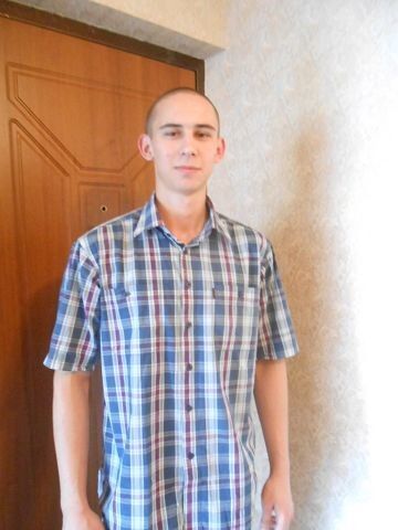  ,   Artur, 31 ,   