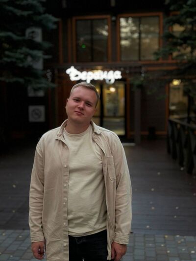  ,   Anton, 31 ,   c 