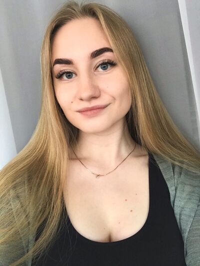  ,   Karolina, 25 ,   ,   