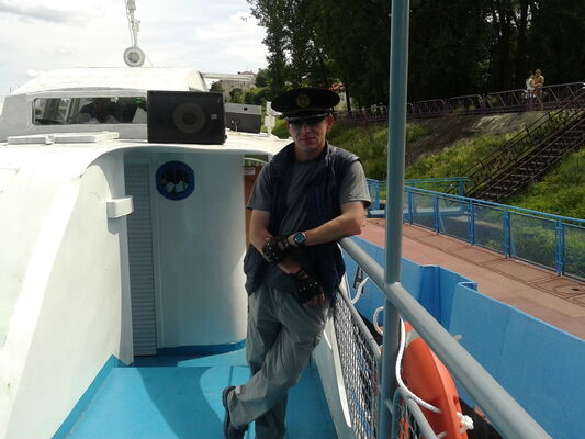  ,   Dmitrii, 44 ,   ,   , c 