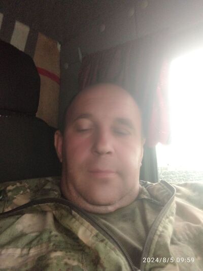  --,   Vasily, 38 ,   ,   , 
