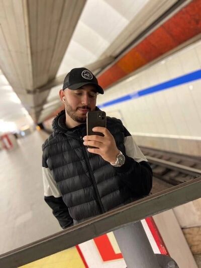  -,   , 30 ,     , c 