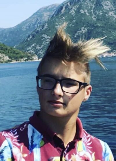 -,   Vitya, 25 ,   