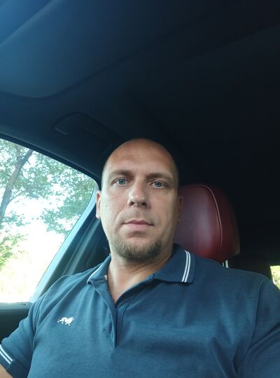  ,   Masseur, 37 ,   ,   , c , 