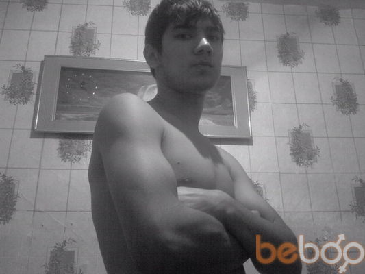  1811276  Artem, 33 ,    