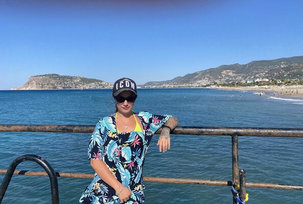  ,   Yana, 31 ,   c 