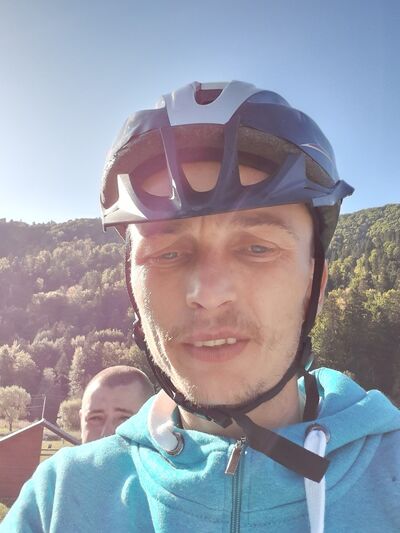  ,   Serjiu, 37 ,   ,   , c 