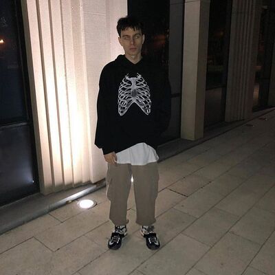  ,    , 19 ,   ,   