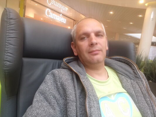  ,   Aivan, 43 ,   