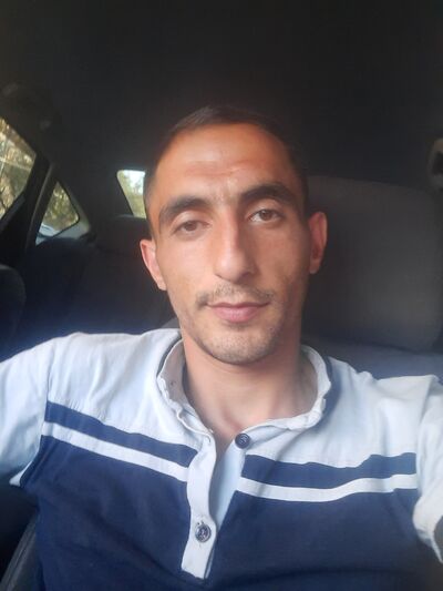  ,   Narek, 33 ,   ,   