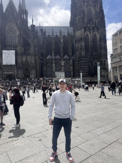  Horrweiler,   Uktam, 33 ,   ,   