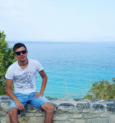  ,   Igor, 29 ,   
