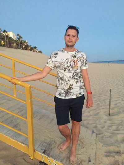  Nuernberg,   Artjom, 35 ,   ,   , c 